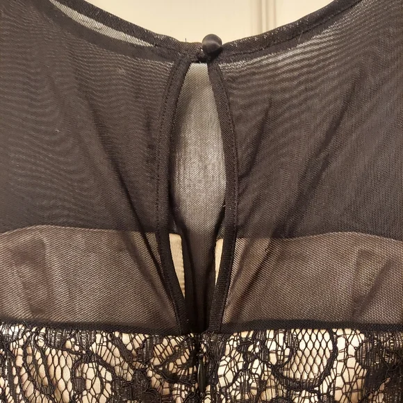 Laundry by Sheli Segal black floral lace sheer sleeves mini cocktail dress sz 6 - Picture 4 of 6